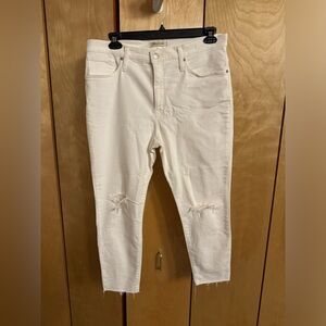 Madewell Petite 9” midrise skinny cropped jeans - pure white knee-rip addition